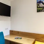 Haus Alpenheim 2 شقة *