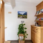 Haus Alpenheim 2 *
